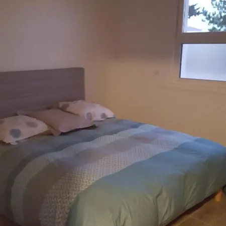 With Direct Access To The Appartement Hyères